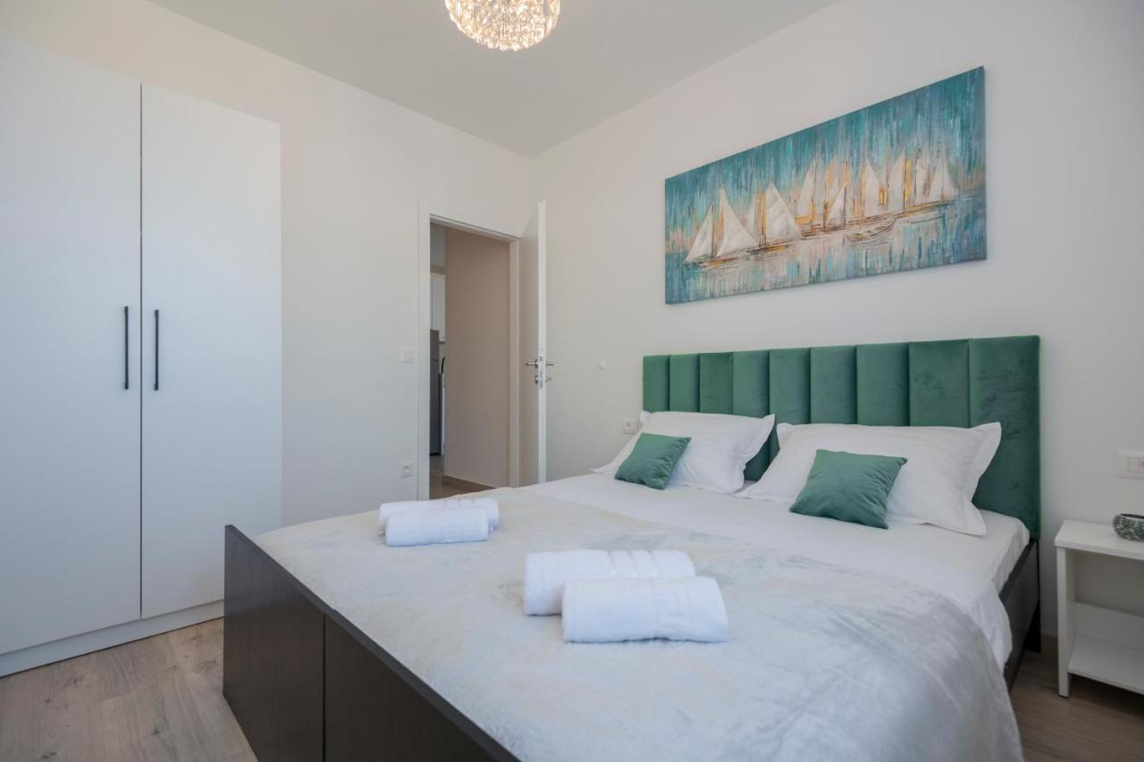 Luxury Apartment Makarska 2Min From Beach Exterior photo