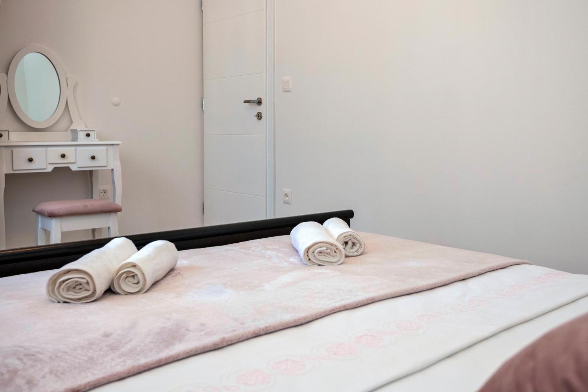 Luxury Apartment Makarska 2Min From Beach Exterior photo