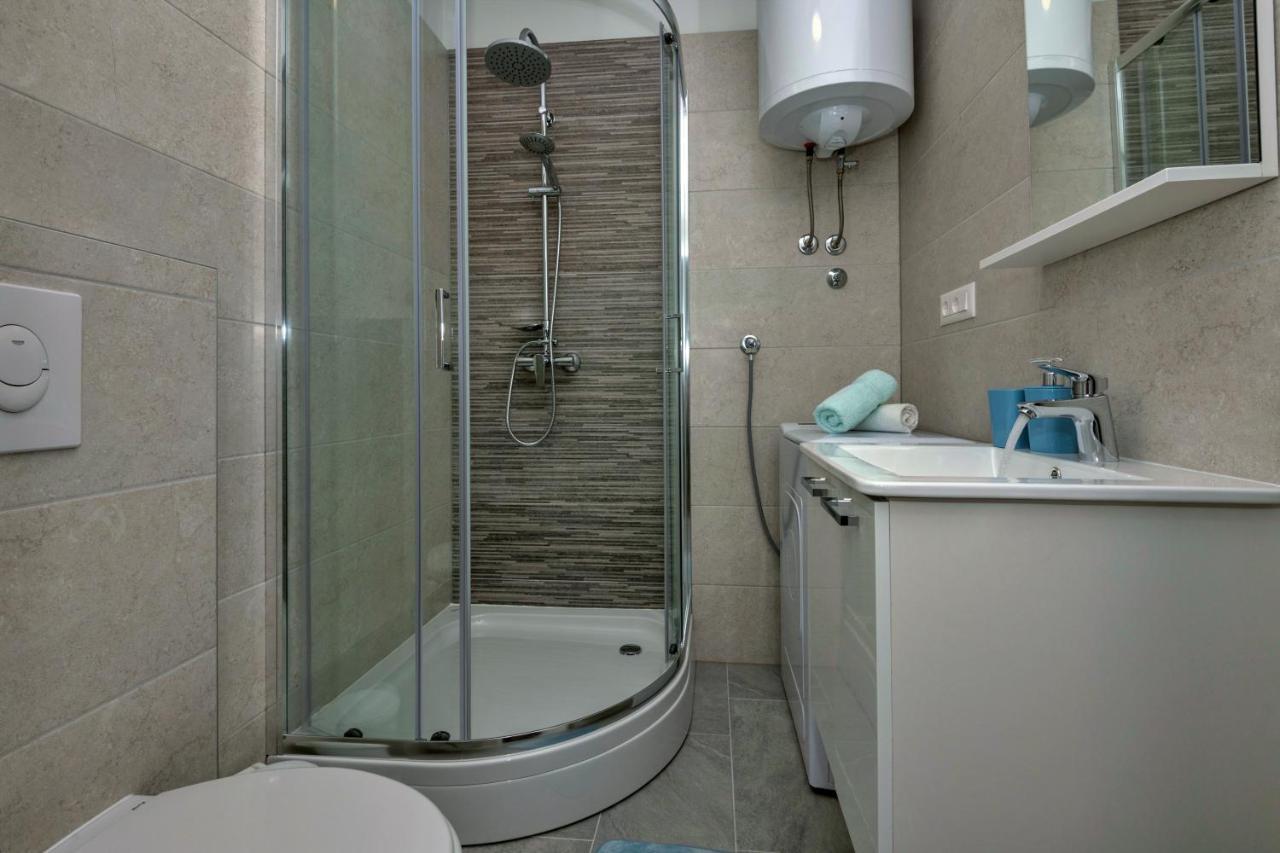 Luxury Apartment Makarska 2Min From Beach Exterior photo